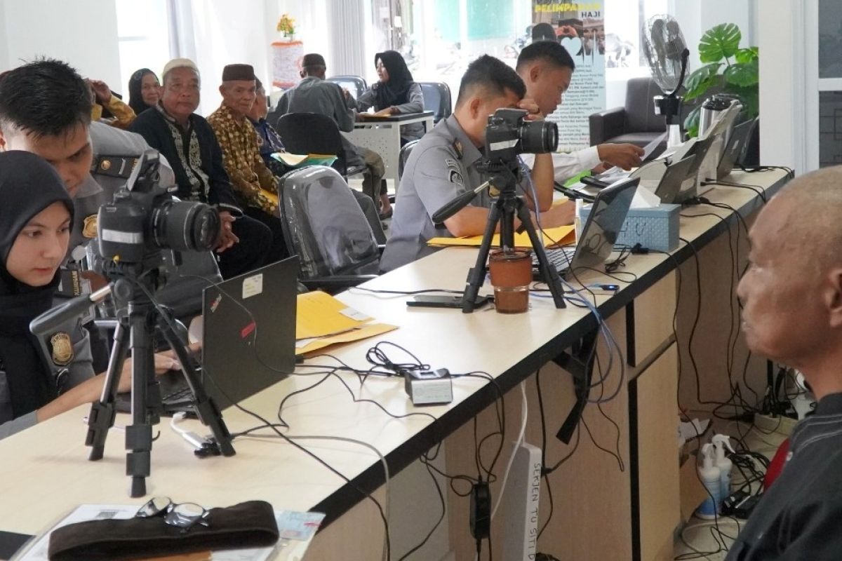 Imigrasi Pangkalpinang gelar Layanan Pasir Kuarsa paspor calhaj 2026  Basel