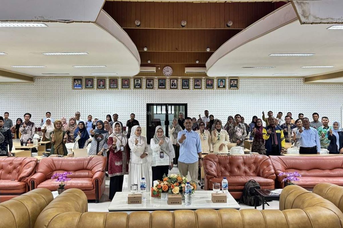 Perkuat peran humas dalam membangun reputasi Perguruan Tinggi, LLDIKTI Wilayah X gelar sosialisasi AHD 2025