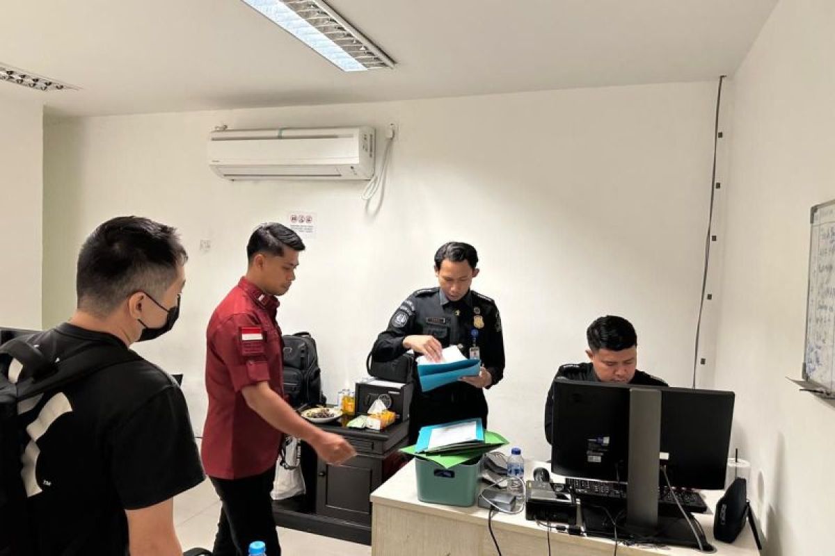 Imigrasi Pontianak deportasi warga Malaysia langgar izin tinggal