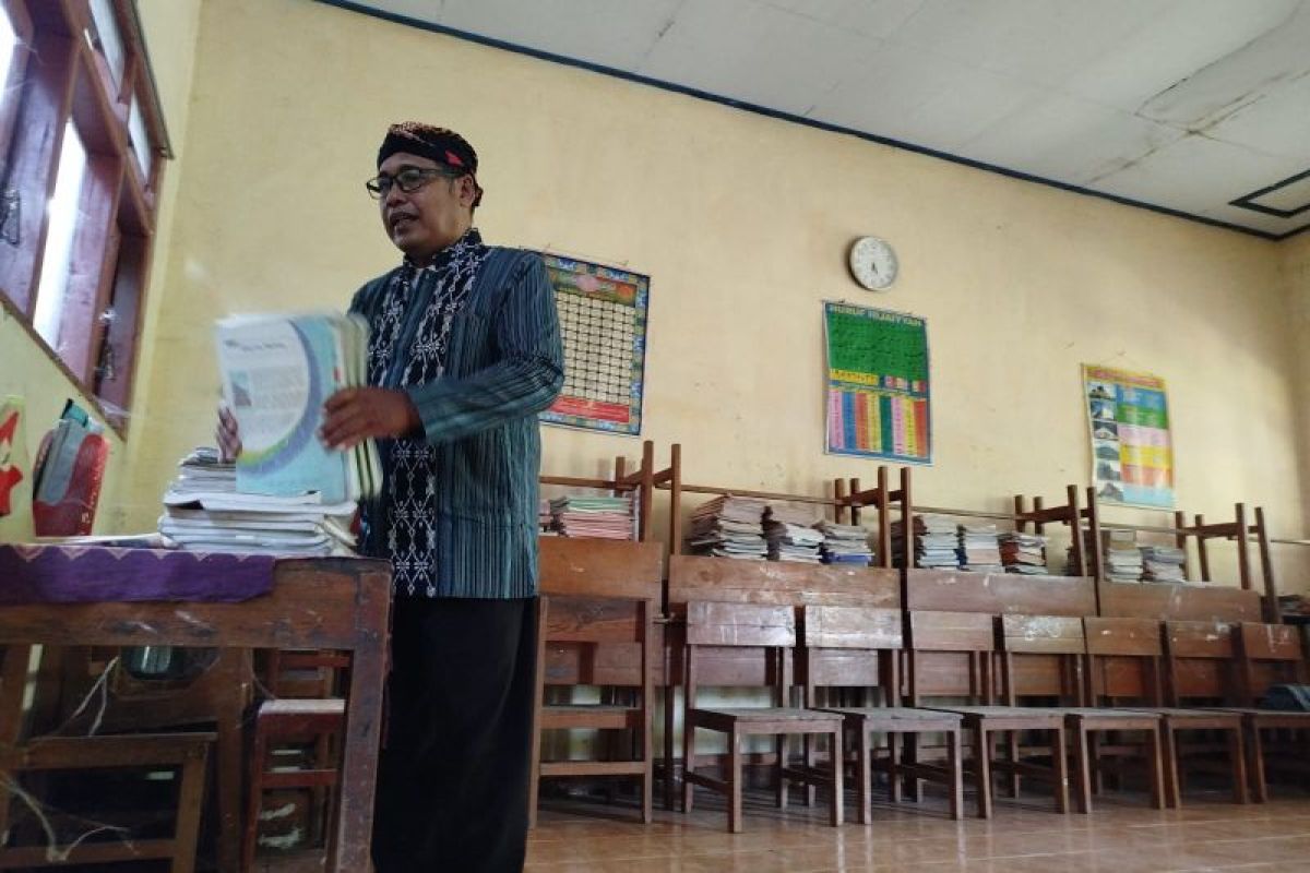 Dindik Ponorogo perpanjang pendaftaran bagi sekolah yang belum terisi