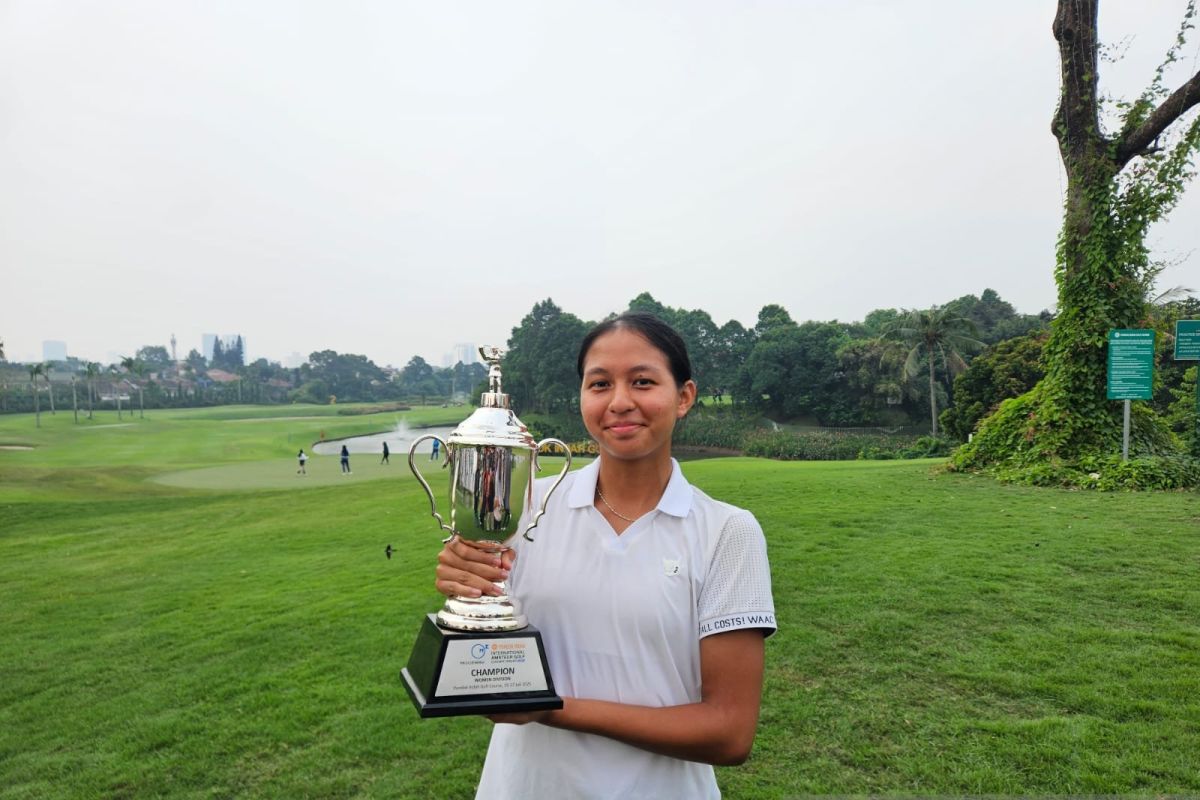 Bianca sumringah raih gelar perdana di Medco-Pondok Indah golf amatir