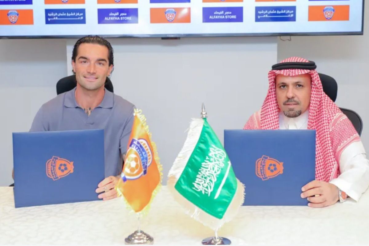 Al Fayha rekrut mantan pemain Valencia