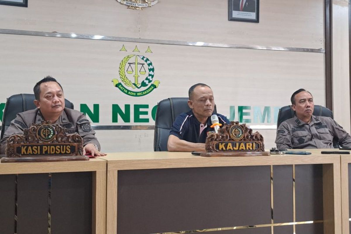 Kejari Jember naikkan penanganan korupsi Sosperda DPRD ke penyidikan