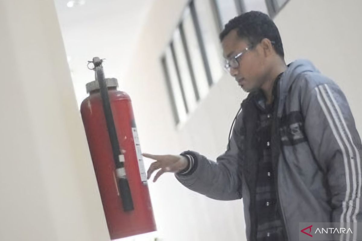 Retribusi alat pemadam kebakaran di Bekasi hapus