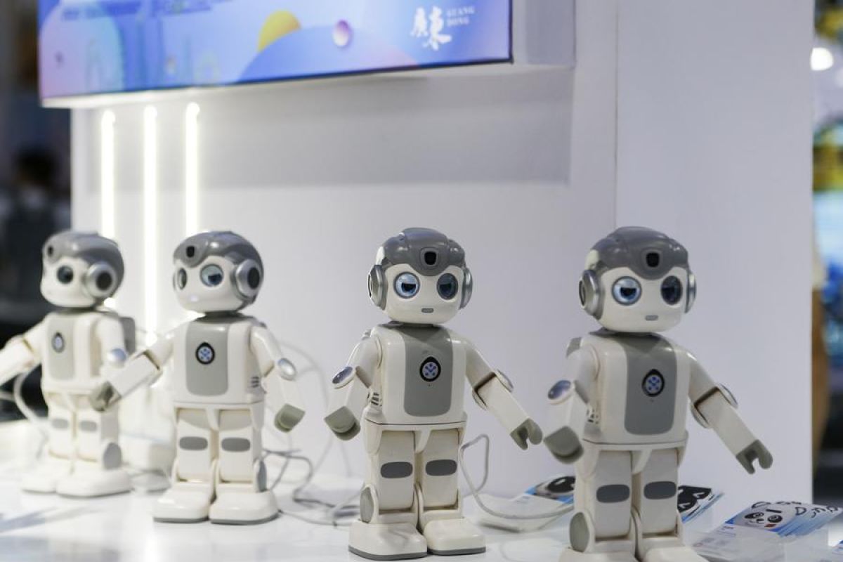 Beragam teknologi canggih jadi sorotan dalam CISCE 2025 di Beijing