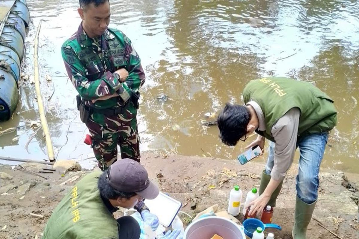 DLH DKI dorong perbaikan tata kelola pulihkan baku mutu sungai yang aman di Jakarta