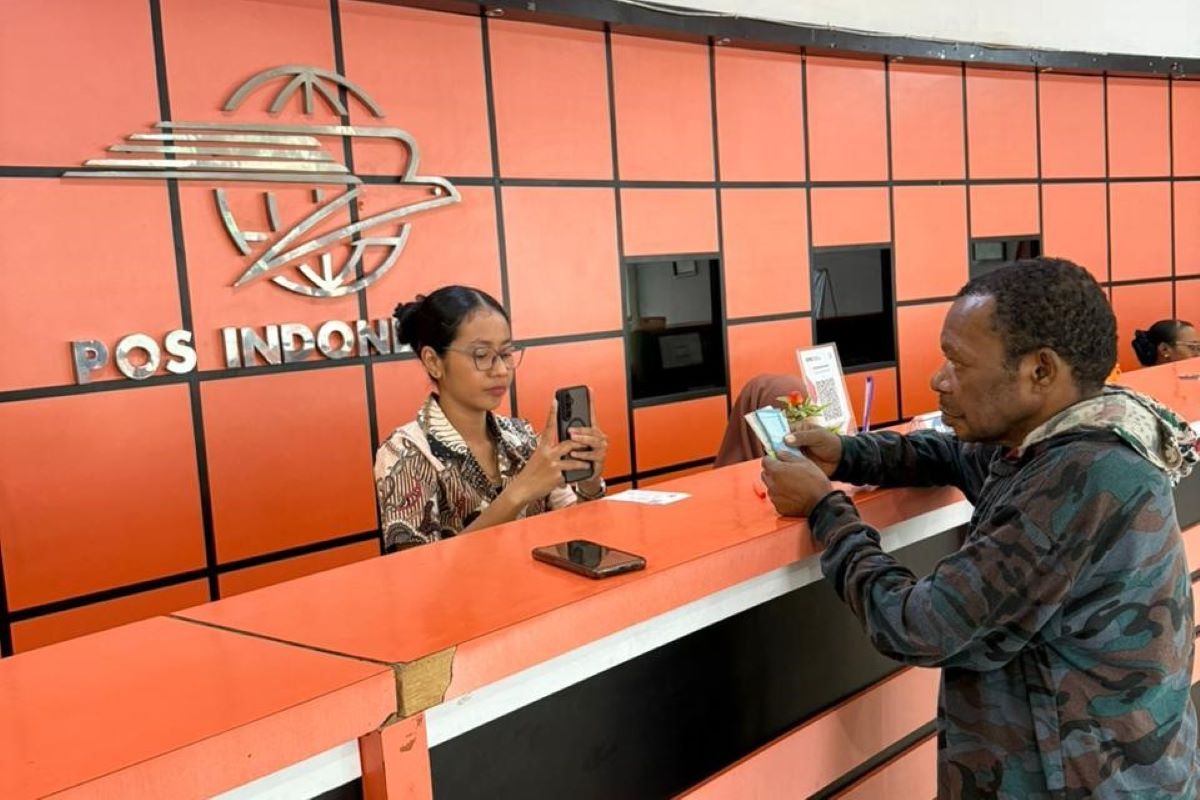 Kantor Pos Manokwari salurkan BSU ke 12.716 pekerja
