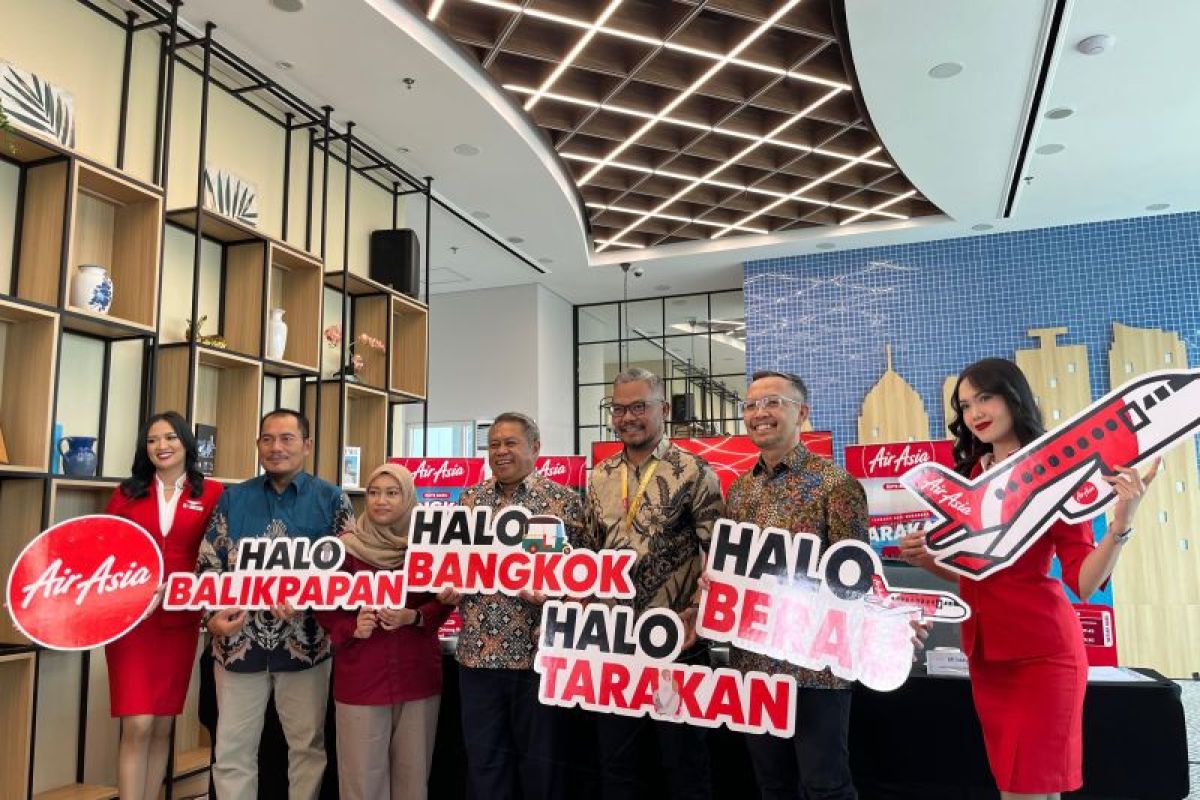 AirAsia buka rute Surabaya-Bangkok dan tiga kota di Kalimantan