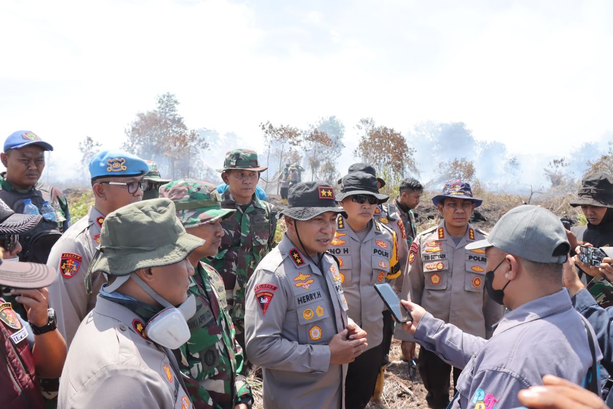 Polisi akan panggil kepala desa terkait karhutla di Kubu Rohil