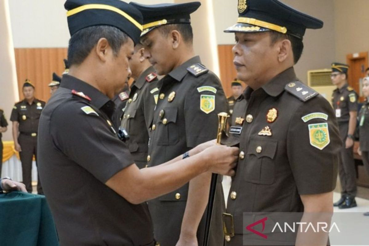 Adre Ginting dilantik jadi Koordinator di Kejati Gorontalo