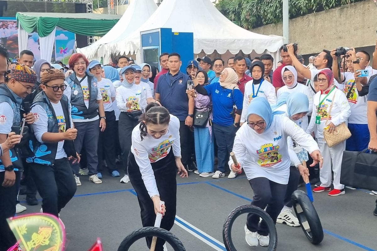 Indonesian Second Lady urges revival of traditional kids’ games