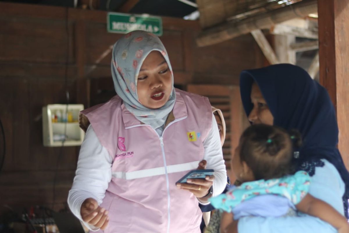 Srikandi PLN UID Jateng - DIY raih penghargaan Berbakti Awards 2025