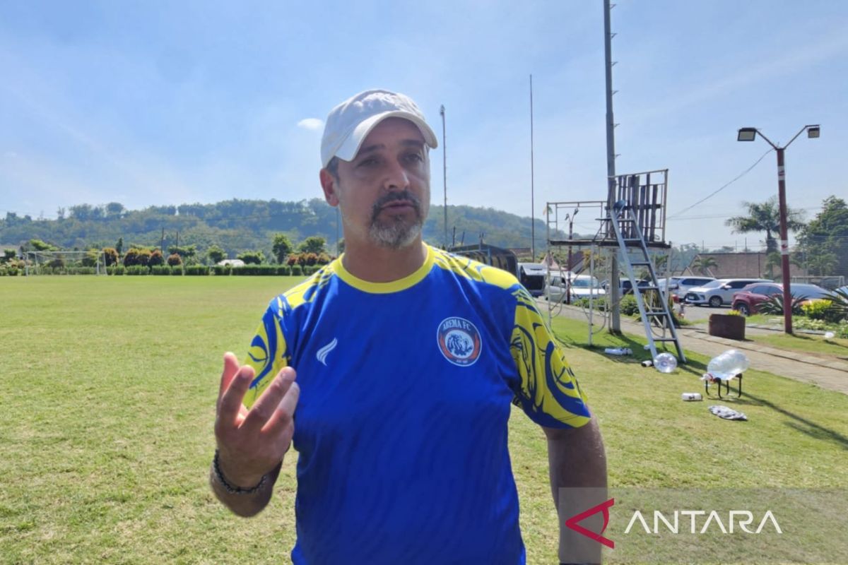 Arema FC  persiapkan 24 pemain untuk hadapi Persija Jakarta