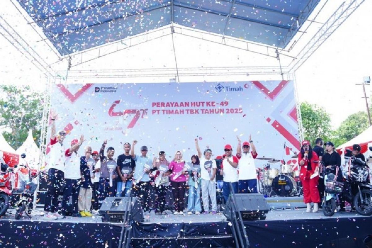Terima Motor HUT Ke-49 PT Timah, Siti Hajar: Ini rezeki anak
