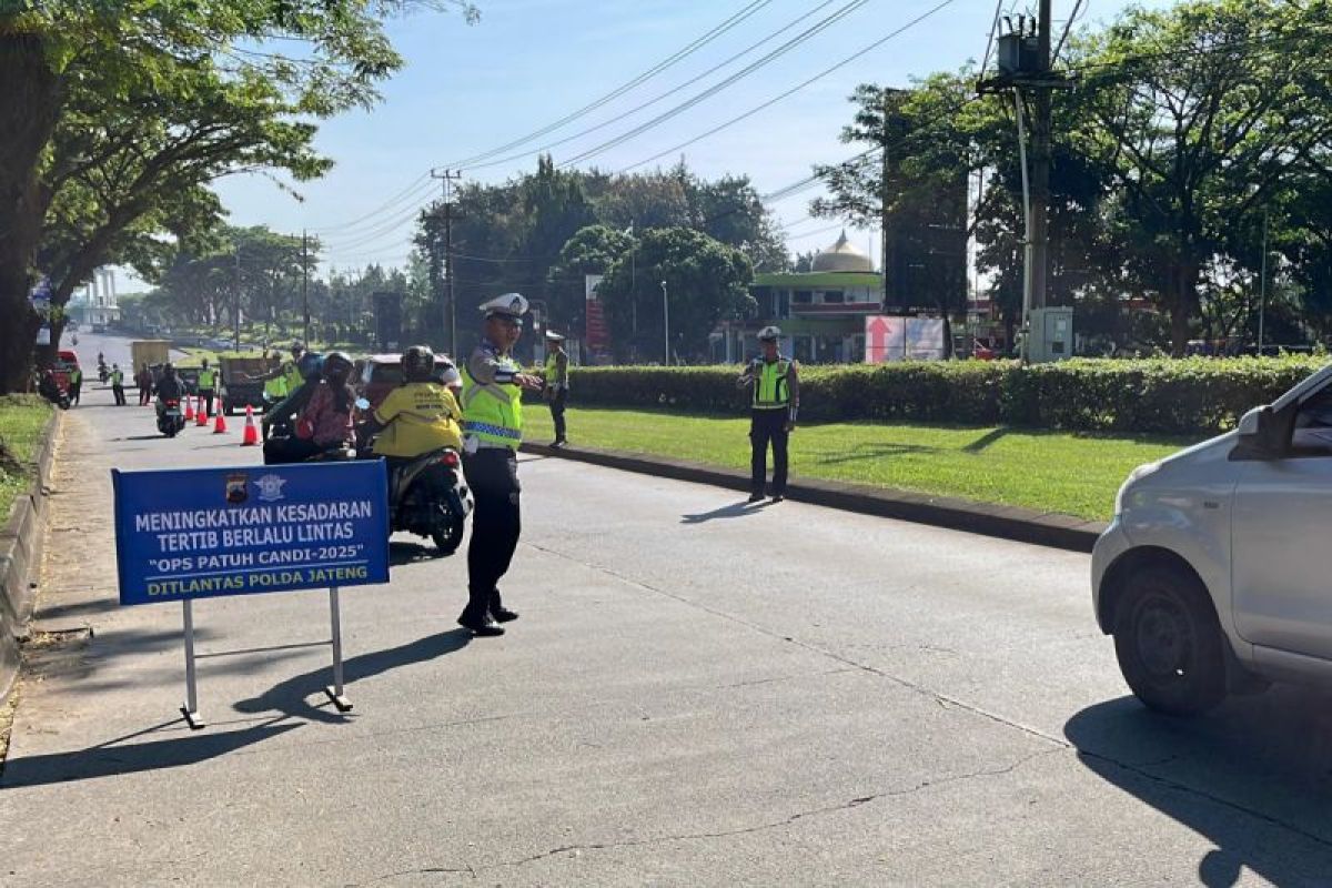 Kepolisian gandeng Bapenda Jateng menindak penunggak pajak kendaraan