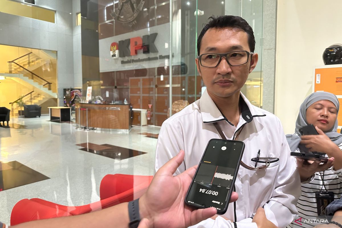 KPK secepatnya menahan empat tersangka lain di kasus pemerasan TKA