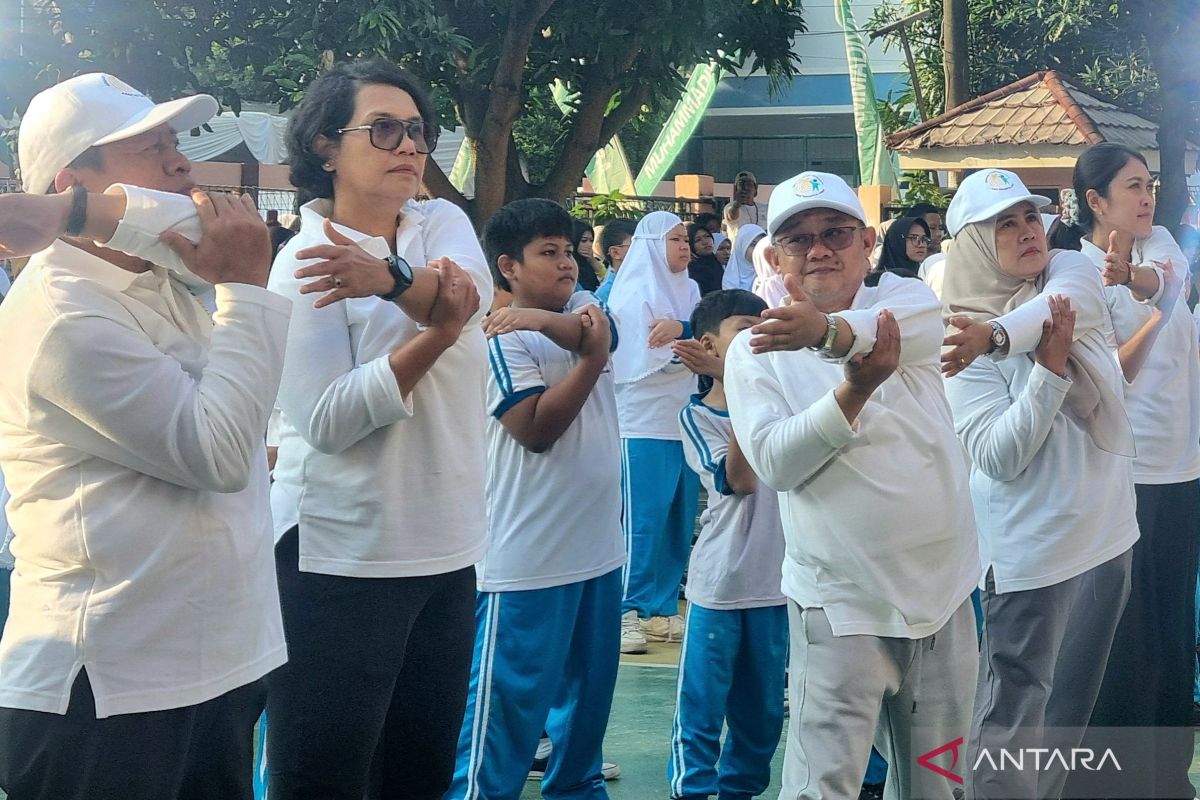 Mendikdasmen  buka Hari Anak Nasionaldengan Senam Pagi Ceria bersama