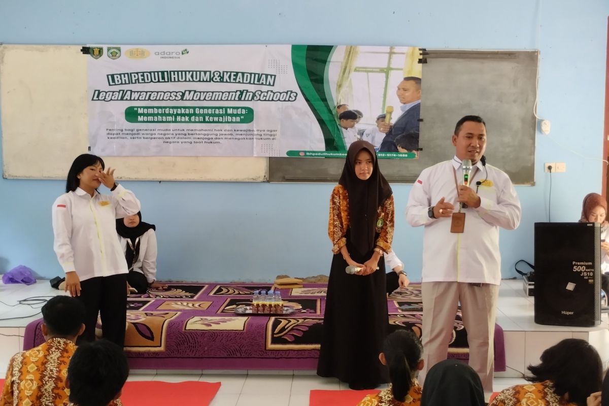 LBH Tabalong berikan pengenalan hukum bagi  siswa SMAN 1 Tanta