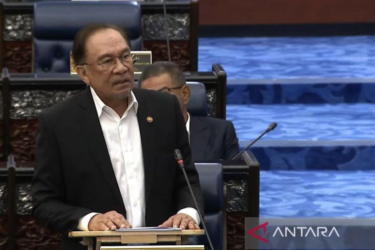 PM Anwar umumkan pembagian uang, BBM murah untuk rakyat Malaysia