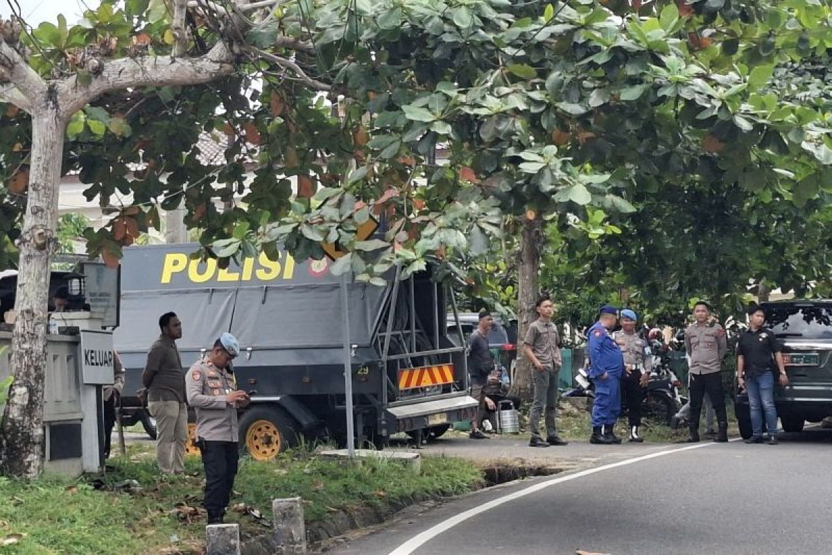 Polres Bangka terjunkan 121 personel amankan penetapan nomor urut paslon Pilkada ulang 2025