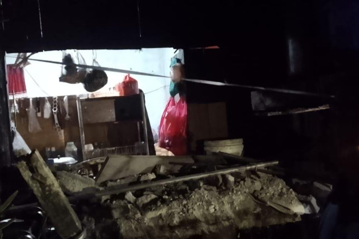 BPBD Sulteng laporkan tiga rumah rusak dampak gempa magnitudo 6,0