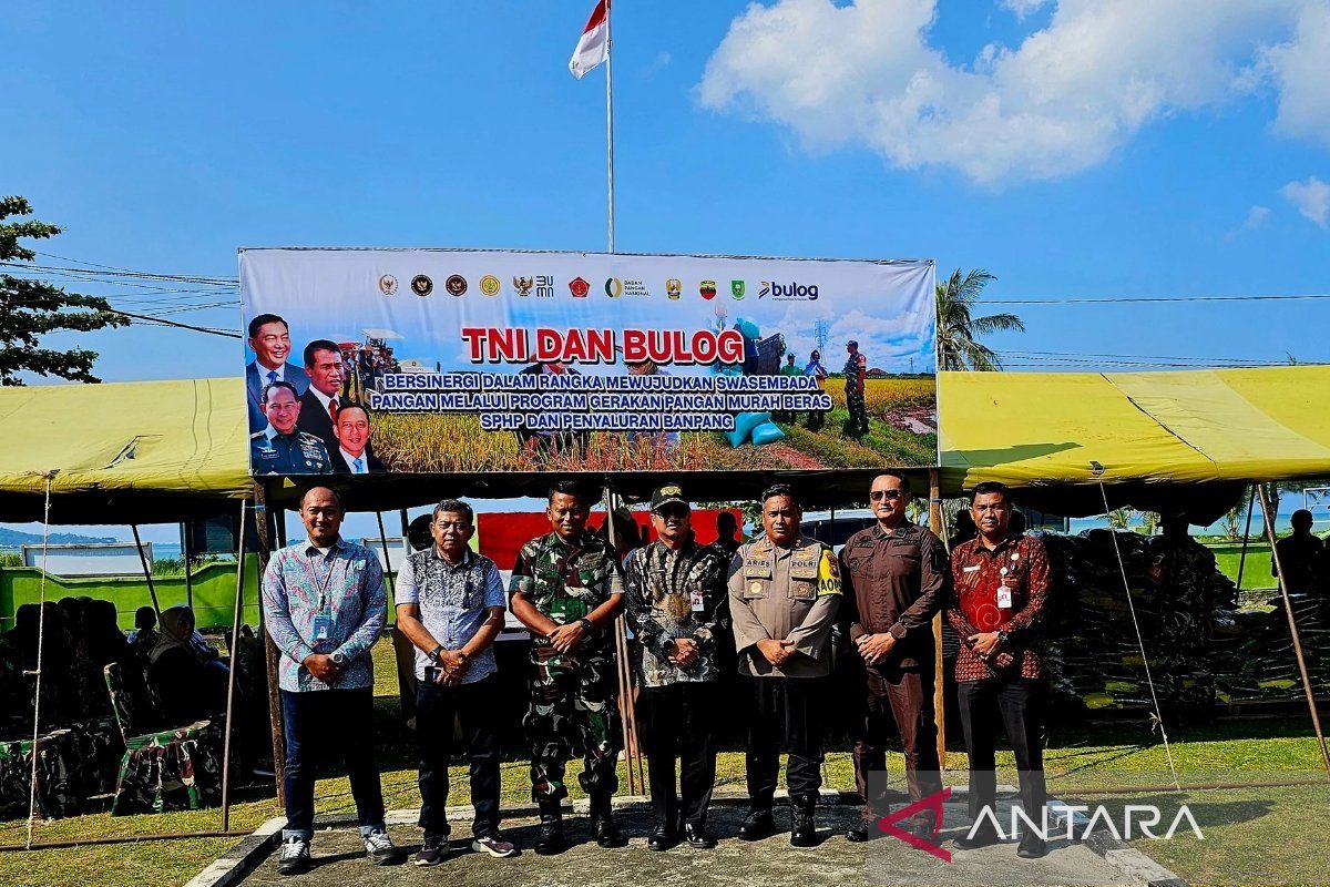 Kodim Natuna dan Bulog bersinergi gelar Gerakan Pangan Murah