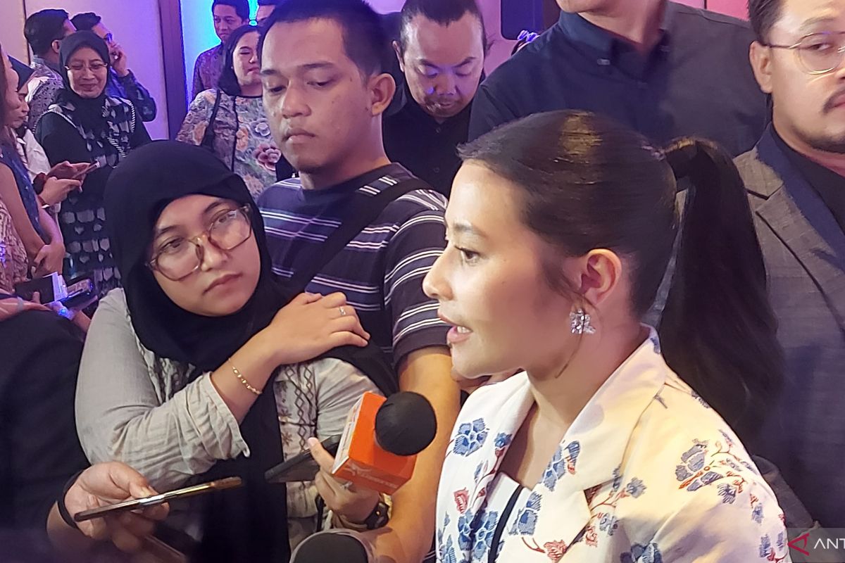 Prilly Latuconsina ingatkan demonstran agar tidak merugikan warga