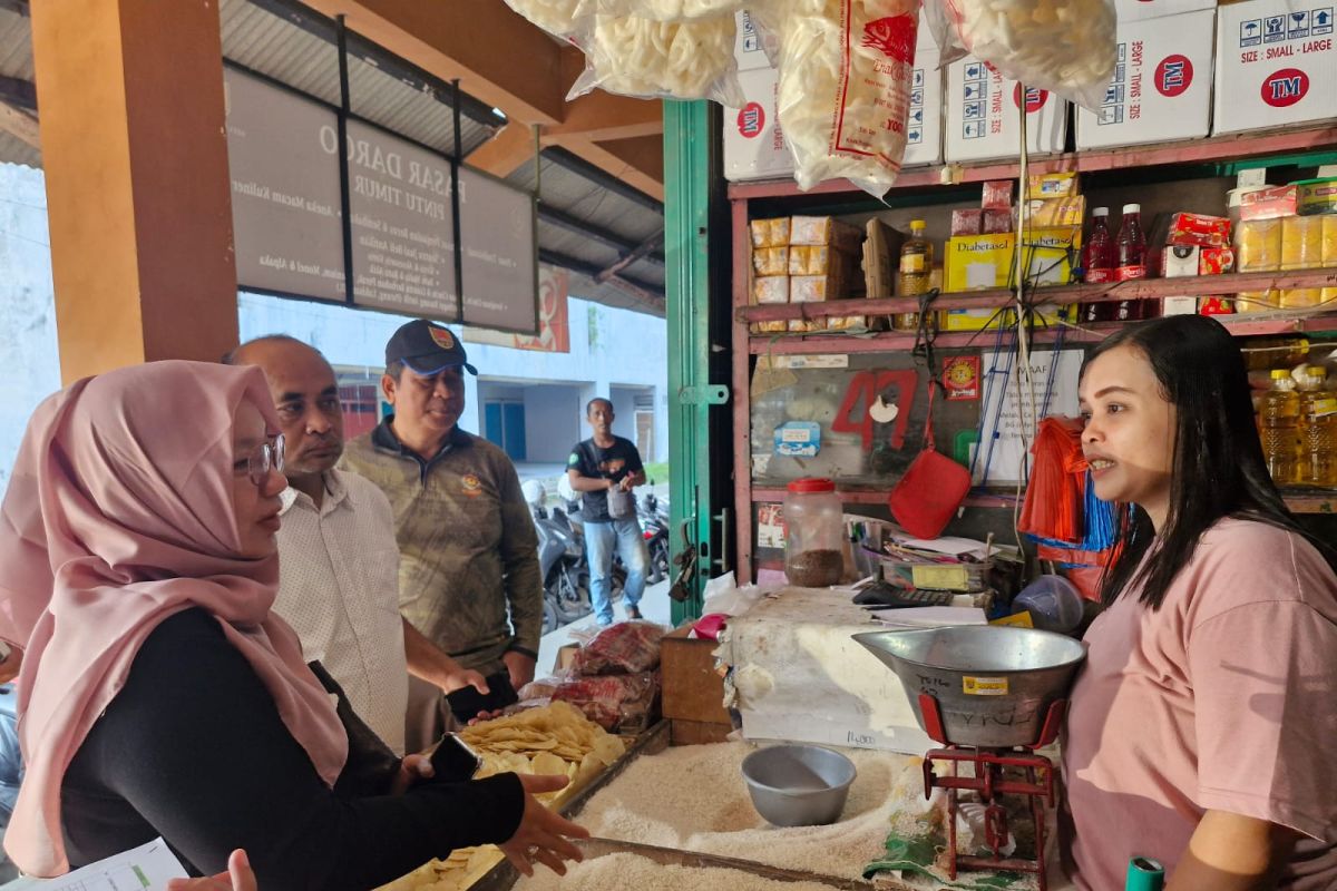 Pemkot Semarang tak temukan beras oplosan