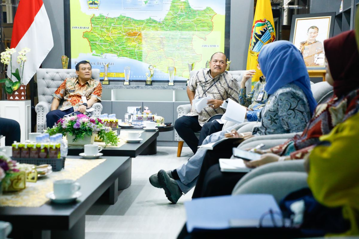 Gubernur Jateng undang sembilan dubes di CJIBF 2025