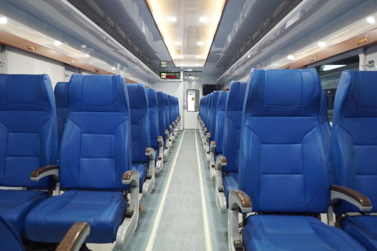 Tiket KA Pasundan akan naik seiring penggunaan kereta ekonomi baru