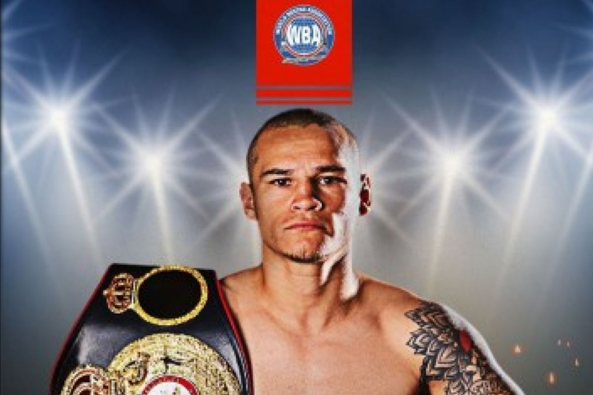 Pukul KO Torres di ronde ke-11, Jimenez pertahankan gelar WBA