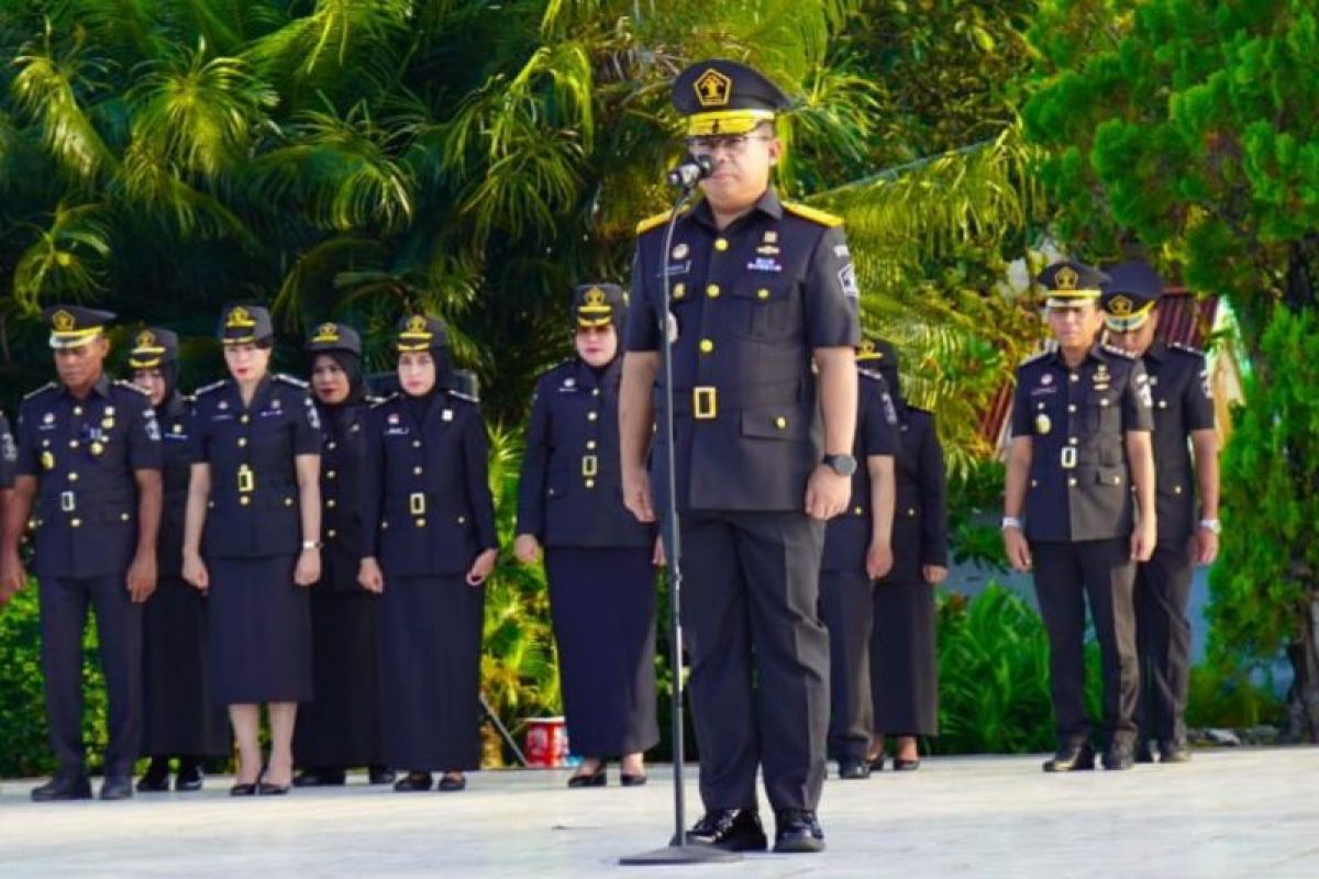 Kemenkum Malut gelar upacara tabur bunga sambut hari pengayoman 2025