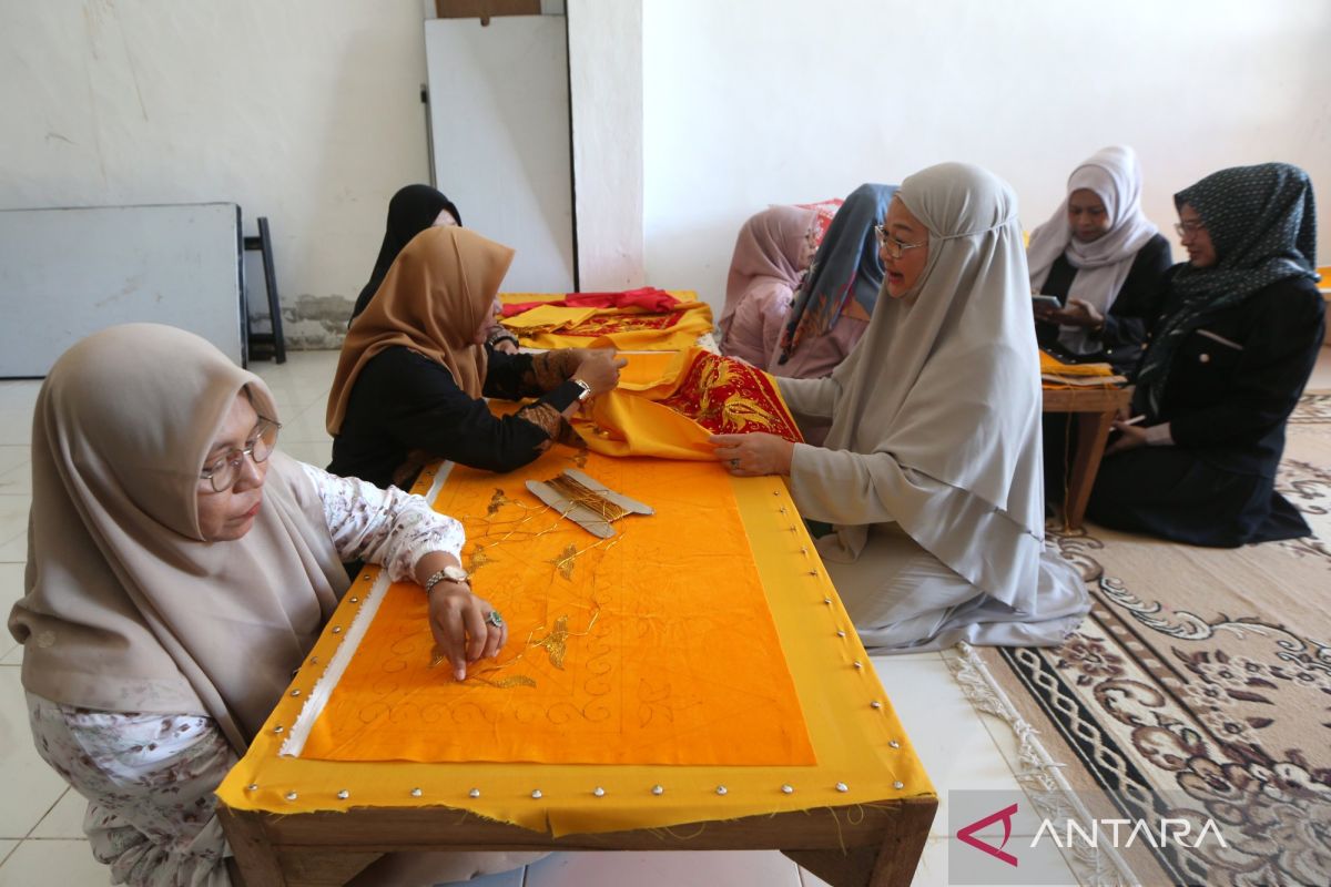 Harga emas di Pegadaian hari ini fluktuatif