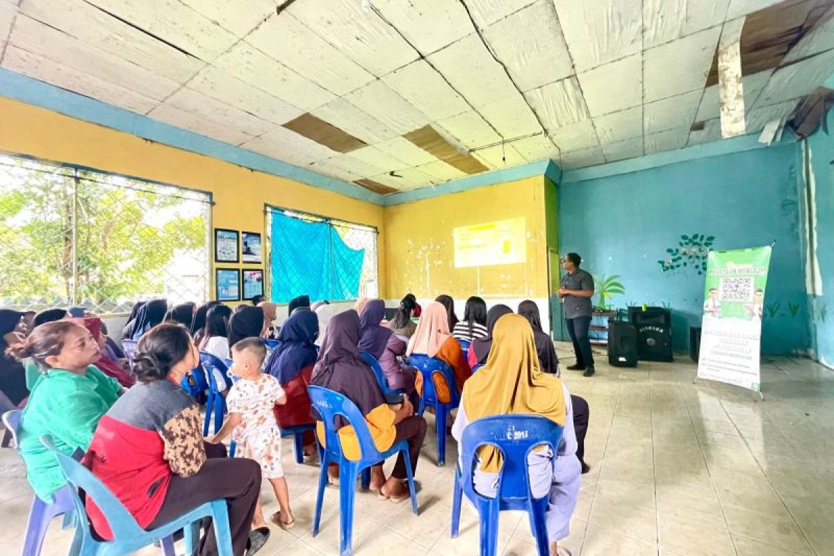 PT Pegadaian Gelar Literasi Keuangan tentang Produk Gadai di Desa Binusan