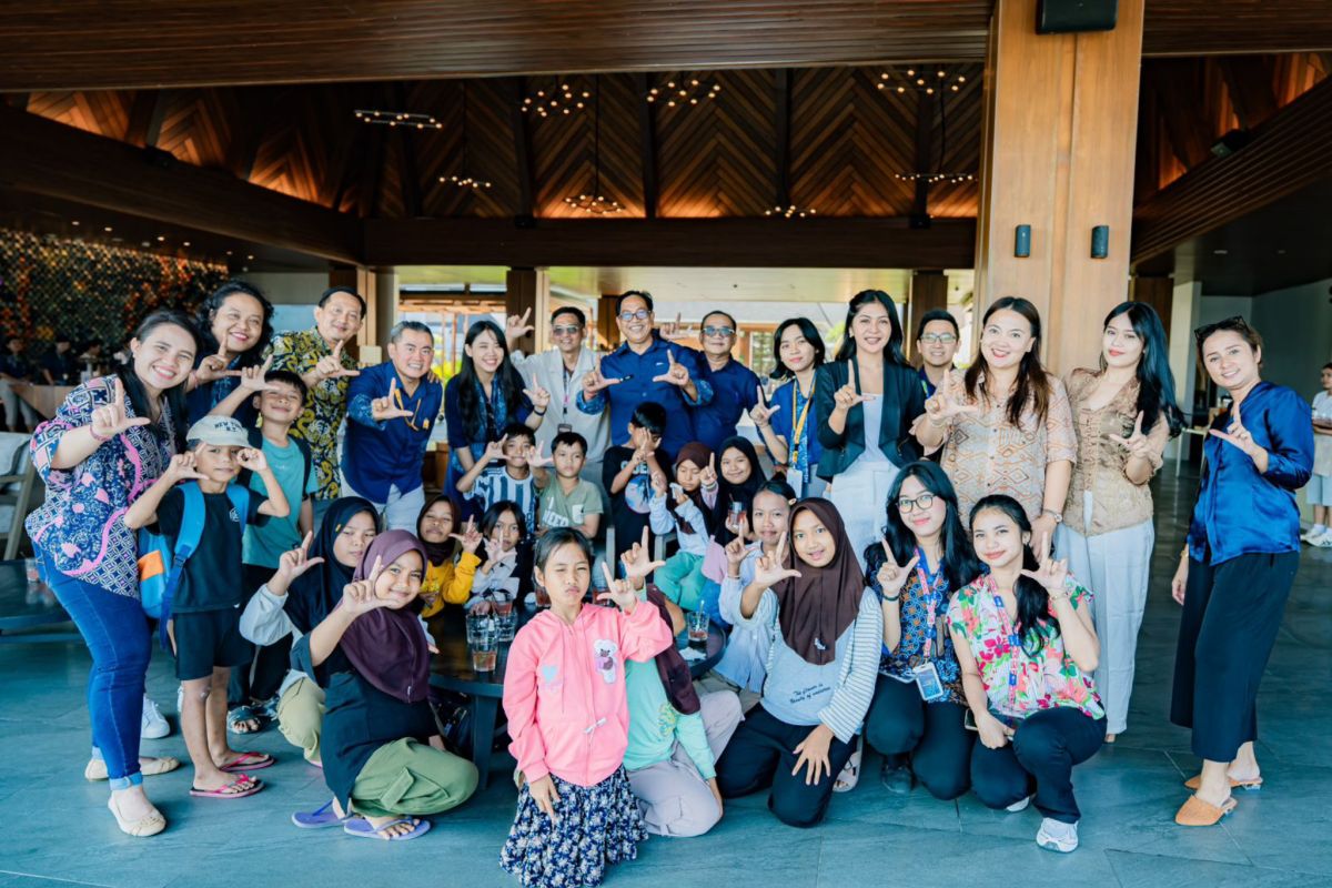 ITDC edukasi anak-anak di Mandalika tentang pariwisata berkelanjutan