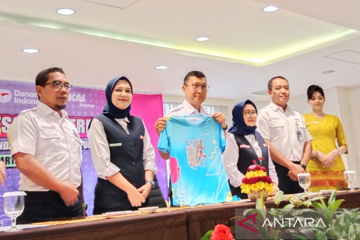 KAI Bandara dongkrak sport tourism lewat "Glow Night Fun Run"
