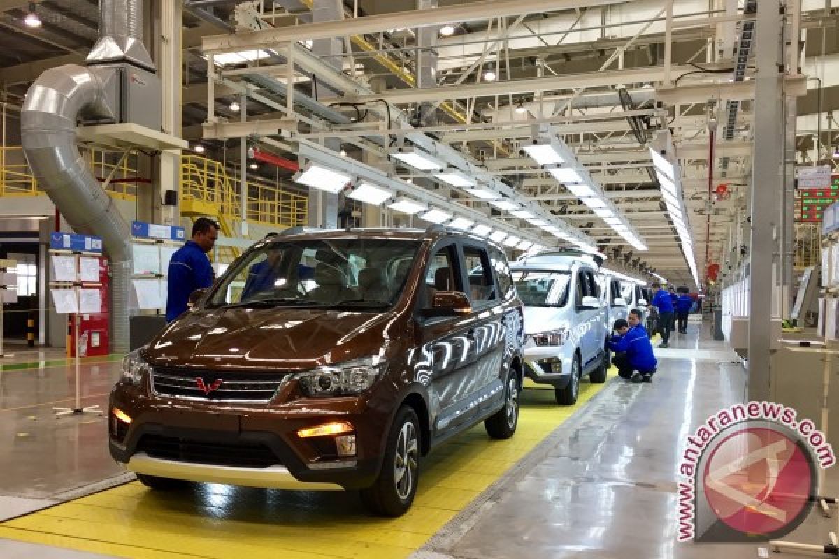 Konsumen akui kenyamanan Wuling Confero untuk temani kegiatan bisnis