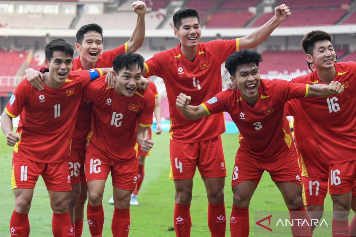 Pilih Indonesia atau Thailand, ini kata pelatih timnas Vietnam