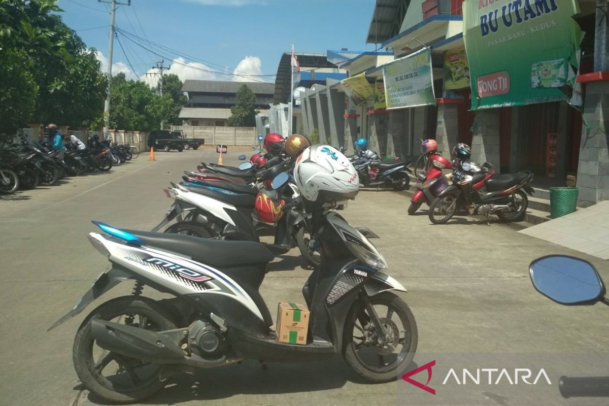Pemkab Kudus  lelang pengelolaan parkir empat pasar tradisional