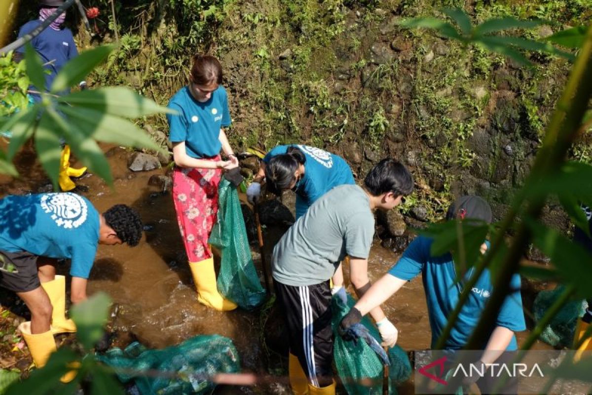 81 mahasiswa asing belajar kearifan lokal selama tiga minggu di Mojokerto
