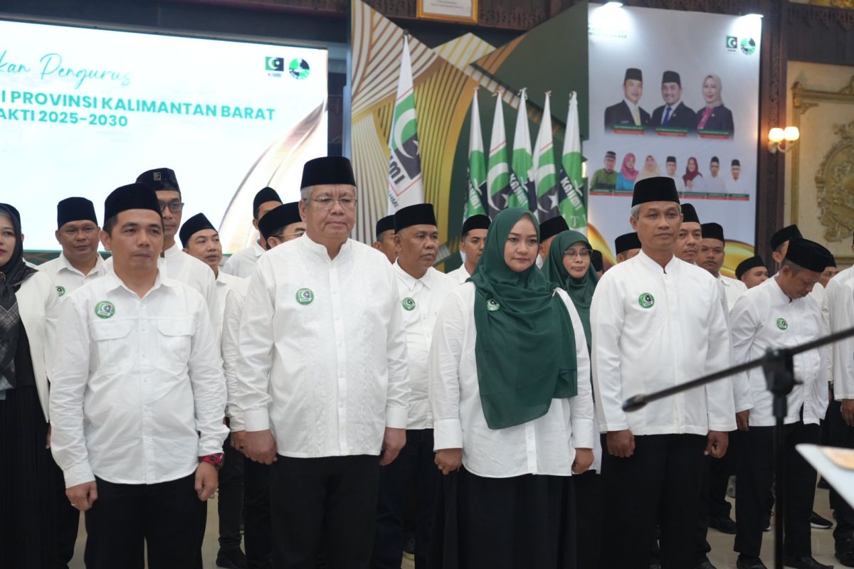 KAHMI Kalbar resmi dilantik, Gubernur ajak bersatu bangun Kalbar lewat aksi dan gagasan
