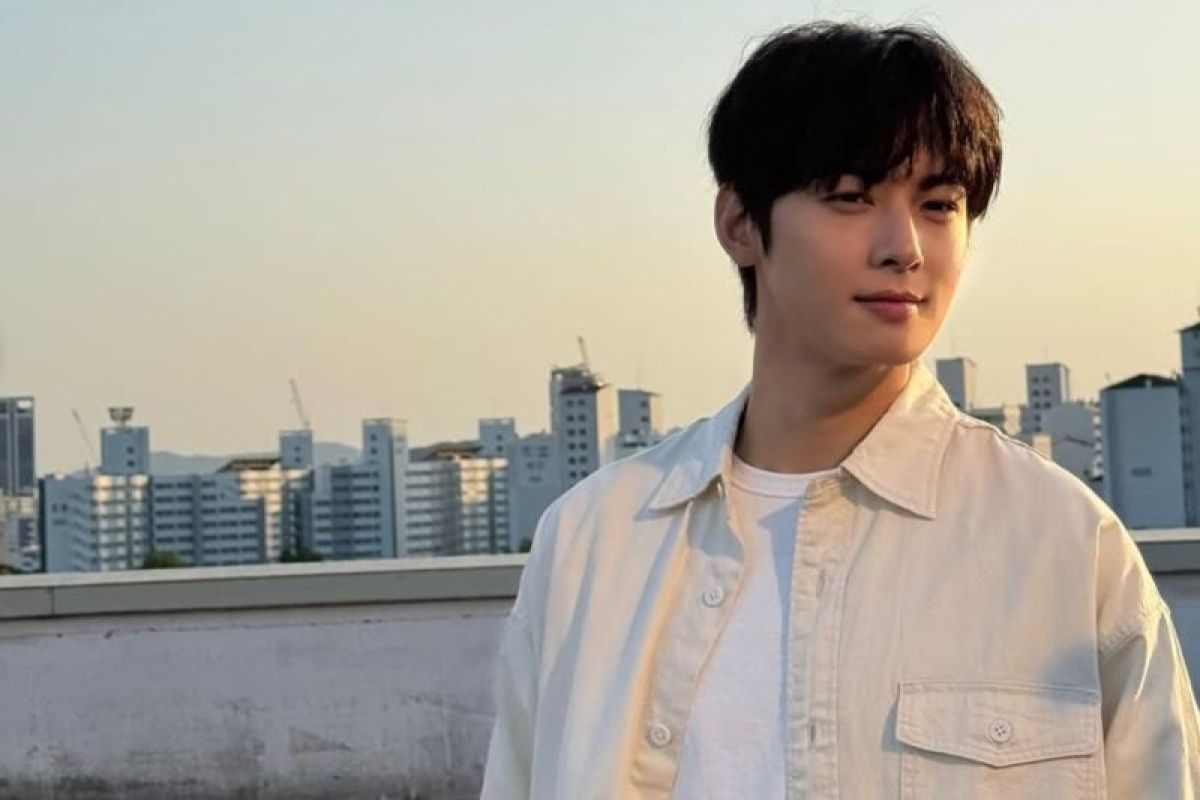 Cha Eun Woo minta fans tak lupakan dirinya jelang wamil