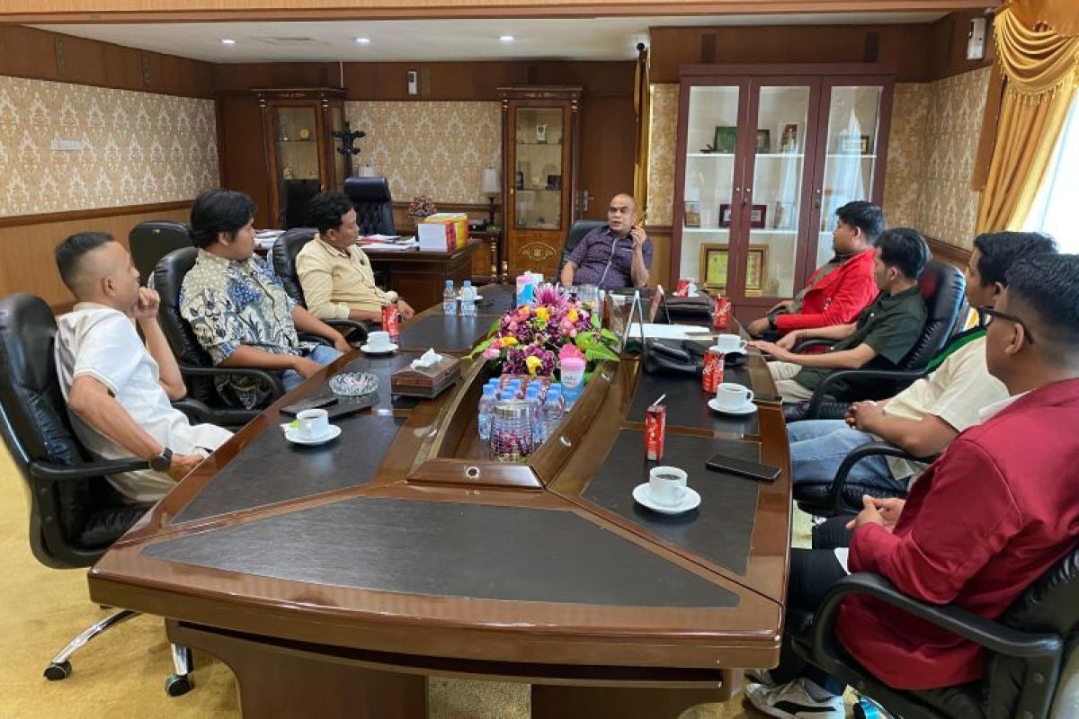 Temui Ketua DPRD Riau, Cipayung Plus desak usut "biang kerok" defisit APBD