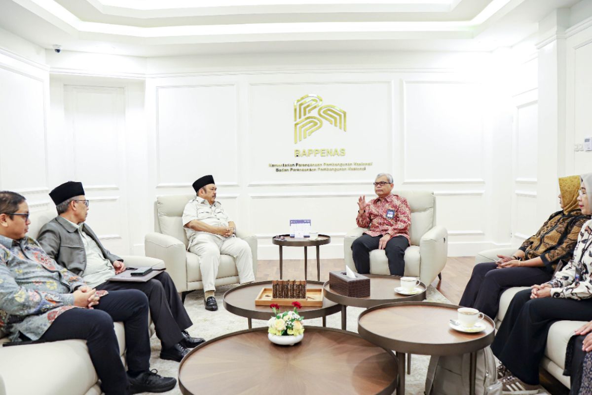 Tanaman herbal harus dikembangkan secara komprehensif