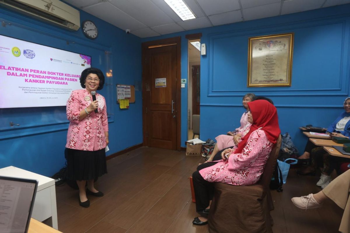 Dokter keluarga dilatih beri pendampingan pasien kanker payudara