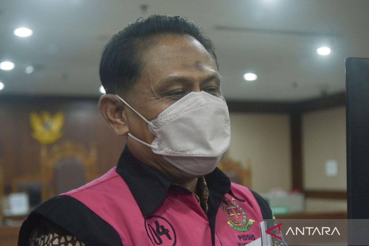 Eks Ketua PN Surabaya hadapi sidang vonis terkait kasus Ronald Tannur