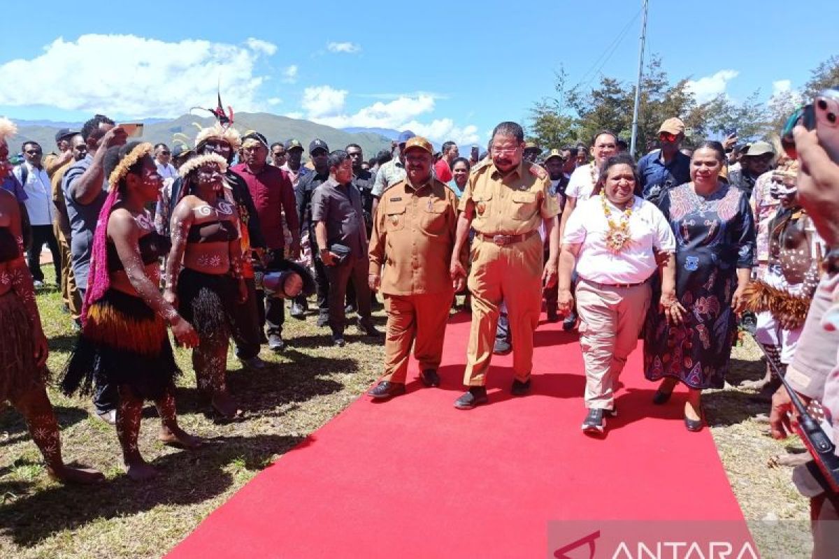 Gubernur: Masuknya pesawat besar di Wamena mimpi menjadi kenyataan