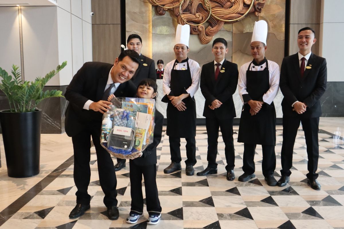 47 "general manager" cilik mengambil alih seluruh hotel santika & hotel santika premiere