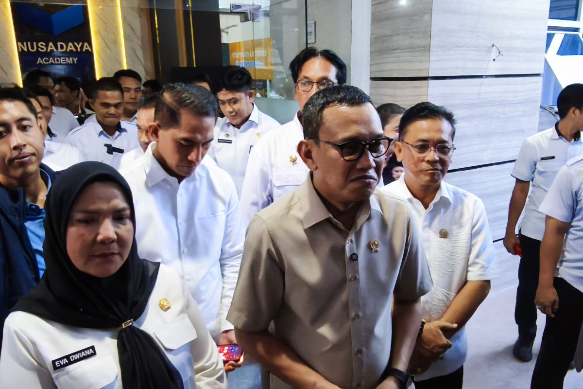 Menteri P2MI sebut perlu kerja sama semua pihak lindungi PMI dari calo