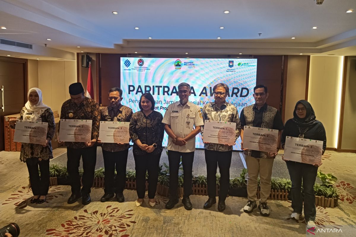 Tiga daerah di Jateng raih Paritrana Award
